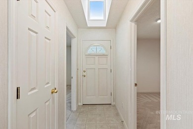 Rare opportunity to own a single-level townhome in Boise's - photo 4