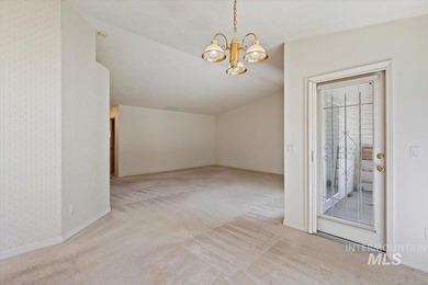 Rare opportunity to own a single-level townhome in Boise's - photo 7