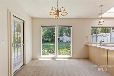 Rare opportunity to own a single-level townhome in Boise's - photo 9