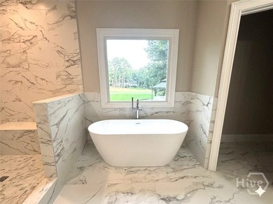 Stunningly renovated golf course home in the highly sought-after - photo 15