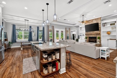 Custom-built and only 4 years young, this exceptional 5-bedroom - photo 15