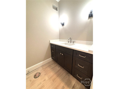 Stunningly renovated golf course home in the highly sought-after - photo 17