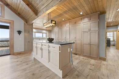 Lake Laceola-Mountain Lodge Retreat with Long-Range Views in - photo 24