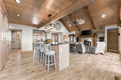 Lake Laceola-Mountain Lodge Retreat with Long-Range Views in - photo 25