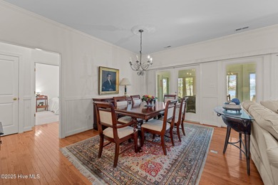 Beautiful 3-bedroom, 3-bath WATERFRONT home on two wooded lots - photo 27