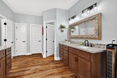 Custom-built and only 4 years young, this exceptional 5-bedroom - photo 40