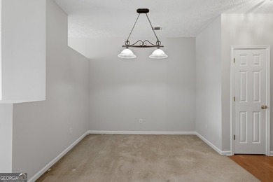 Welcome to this townhome located in the desirable Tidewater - photo 11