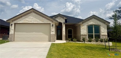 Stillhouse Hollow Lake Home For Sale in Killeen Texas