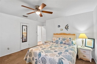 Come see what this charming 4-bedroom, 2-bathroom Bayside Home - photo 17