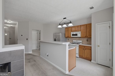 Welcome to this townhome located in the desirable Tidewater - photo 18