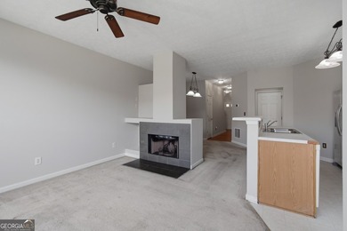 Welcome to this townhome located in the desirable Tidewater - photo 19