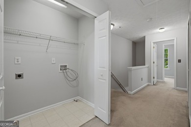 Welcome to this townhome located in the desirable Tidewater - photo 30