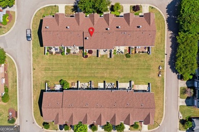 Welcome to this townhome located in the desirable Tidewater - photo 38