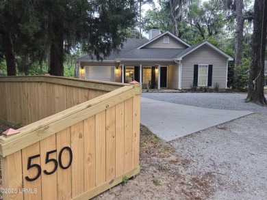 Lake Home For Sale in Beaufort, South Carolina