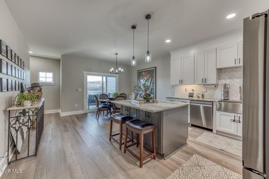 Modern Lakefront Luxury-Mountain View on Boone Lake Welcome to - photo 5
