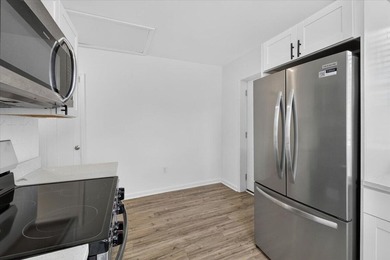 This charming 3-bedroom, 2-bath home has been completely - photo 11