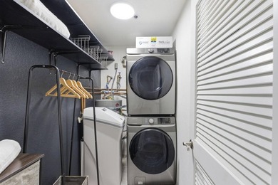 Experience the perfect blend of modern style and urban - photo 14