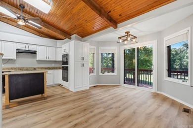 Beautiful golf course home located on the desirable Ponce De - photo 15