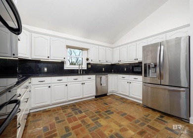 Calling all Equestrian lovers: check out this private - photo 16