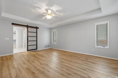 Beautiful golf course home located on the desirable Ponce De - photo 18