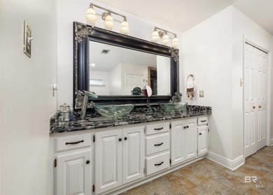 Calling all Equestrian lovers: check out this private - photo 22
