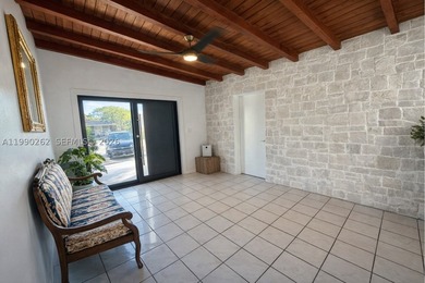 THIS IS THE ONE. A rare opportunity to own a move-in ready - photo 2