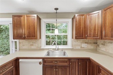 Welcome to 161 Selborne Chase, a beautifully maintained - photo 7