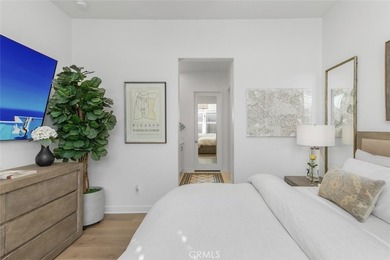 IRRESISTIBLE PRICE REDUCTION FOR A DESIGNER UPGRADED HOME! - photo 28