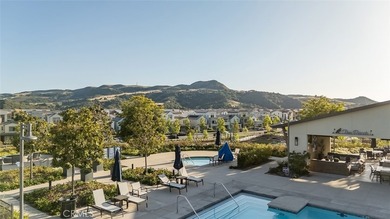 IRRESISTIBLE PRICE REDUCTION FOR A DESIGNER UPGRADED HOME! - photo 44