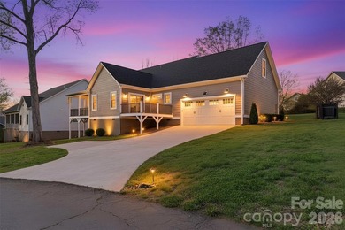 Another opportunity in Hutton Estate! This new construction home - photo 2