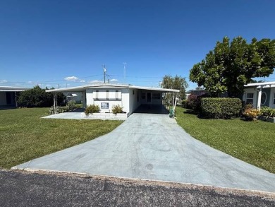 Lake Clay Home For Sale in Sebring Florida