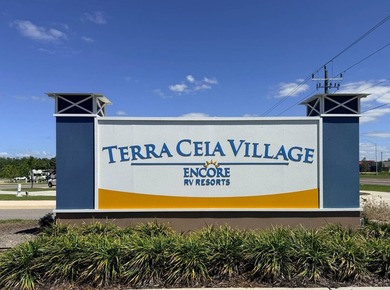 Live the Florida Lifestyle in Terra Ceia Village! This charming - photo 4