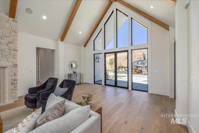 Experience refined country living in this stunning single-level - photo 5