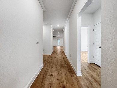 **LOCATION, LOCATION, LOCATION!** Just minutes from Eden Gardens - photo 2