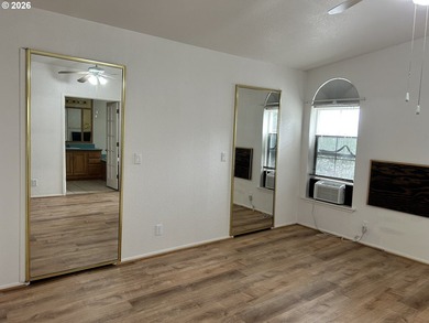 Rare owner-occupied/income property opportunity on Oregon's - photo 14