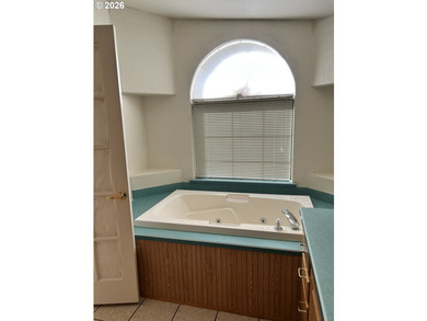 Rare owner-occupied/income property opportunity on Oregon's - photo 16