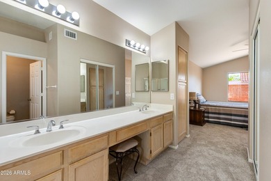 New price, new carpet, new photos. If you passed on this one - photo 8
