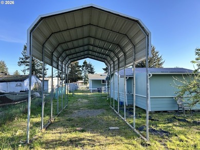 Rare owner-occupied/income property opportunity on Oregon's - photo 33