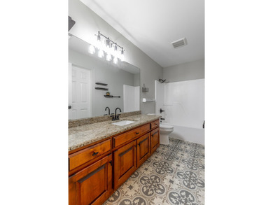 Beautiful 3/4 brick Hixson home located on a quiet cul-de-sac - photo 38
