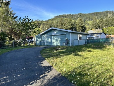 Rare owner-occupied/income property opportunity on Oregon's - photo 38