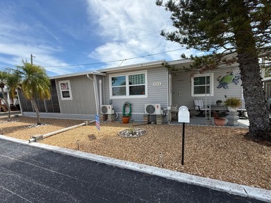 TURNKEY! LOT RENT ONLY 1060 a month, includes water, sewer - photo 1