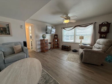 TURNKEY! LOT RENT ONLY 1060 a month, includes water, sewer - photo 8