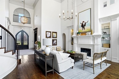 Luxury Living Redefined on a One-Acre Estate Completely - photo 4
