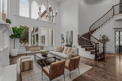 Luxury Living Redefined on a One-Acre Estate Completely - photo 5