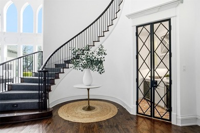 Luxury Living Redefined on a One-Acre Estate Completely - photo 8