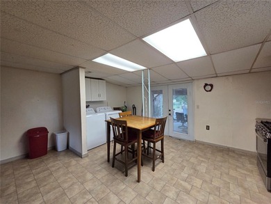 Under contract-accepting backup offers. Charming 3 bedroom, 1 - photo 14