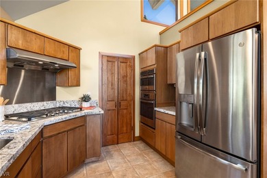 Sweeping lake views take center stage from all three levels of - photo 16