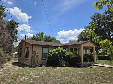 Under contract-accepting backup offers. Charming 3 bedroom, 1 - photo 31