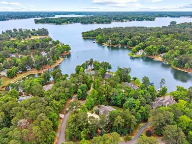 Inside the gates of Reynolds Lake Oconee, on a quiet cul-d-sac - photo 4