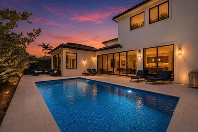 Beautifully upgraded newly built custom estate home located in - photo 36
